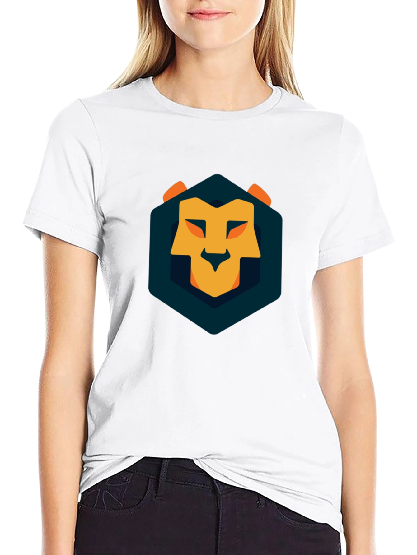 Geometric Lion Graphic Tee - Modern Style