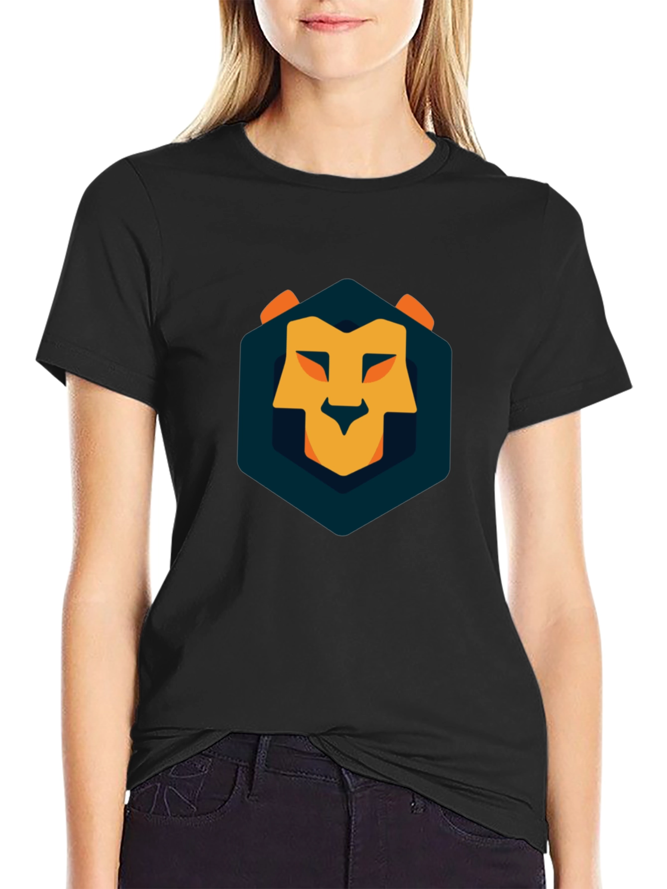 Geometric Lion Graphic Tee - Modern Style