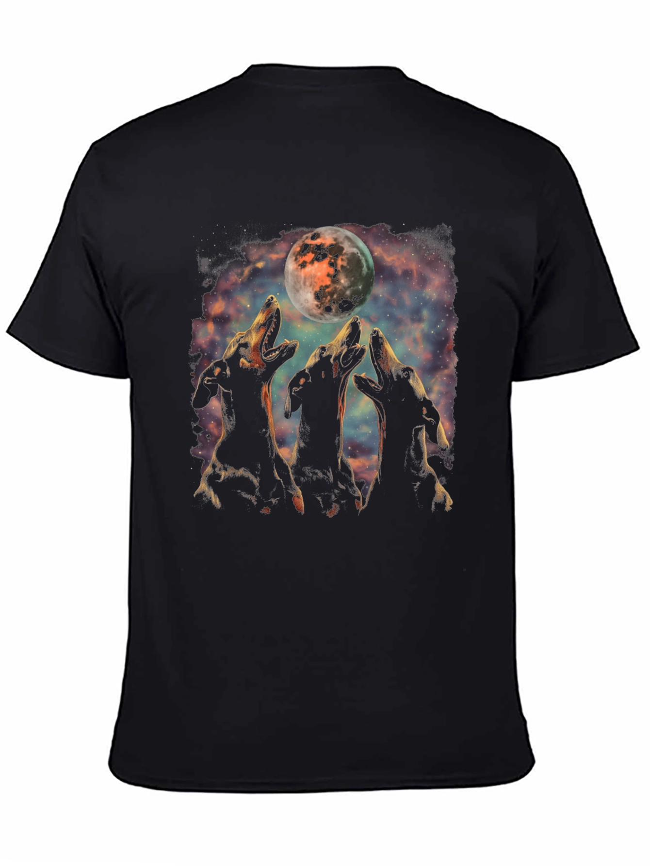 Wolf Howling at Moon T-Shirt