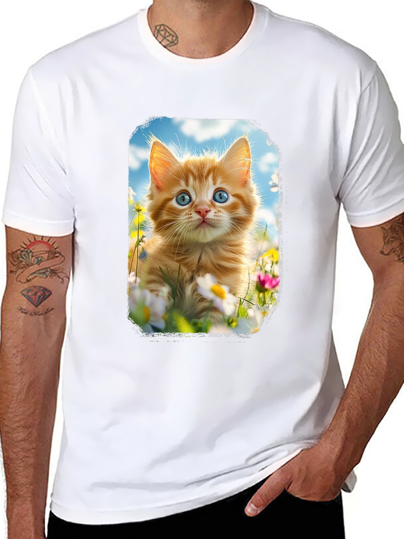 Cute Kitten T-Shirt - Unisex Black Tee