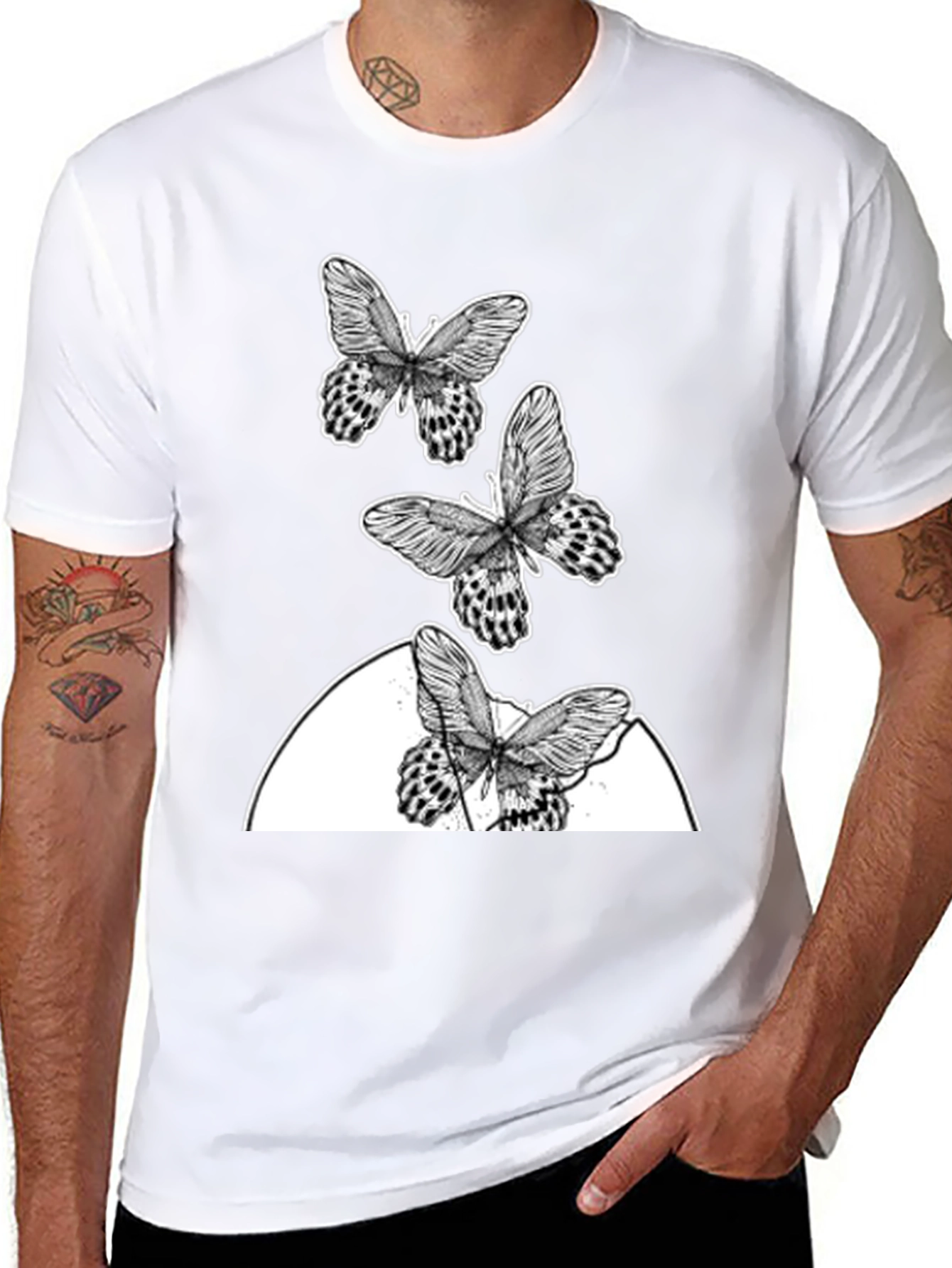 Butterfly Graphic T-Shirt - Trendy Casual Wear