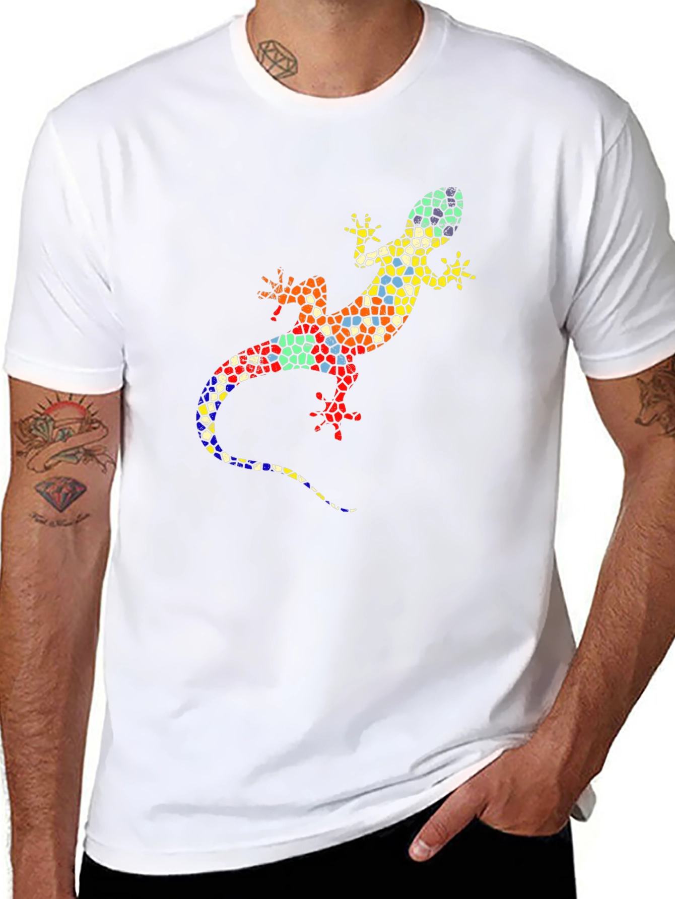 Mosaic Lizard Graphic Tee - Stylish Black T-Shirt