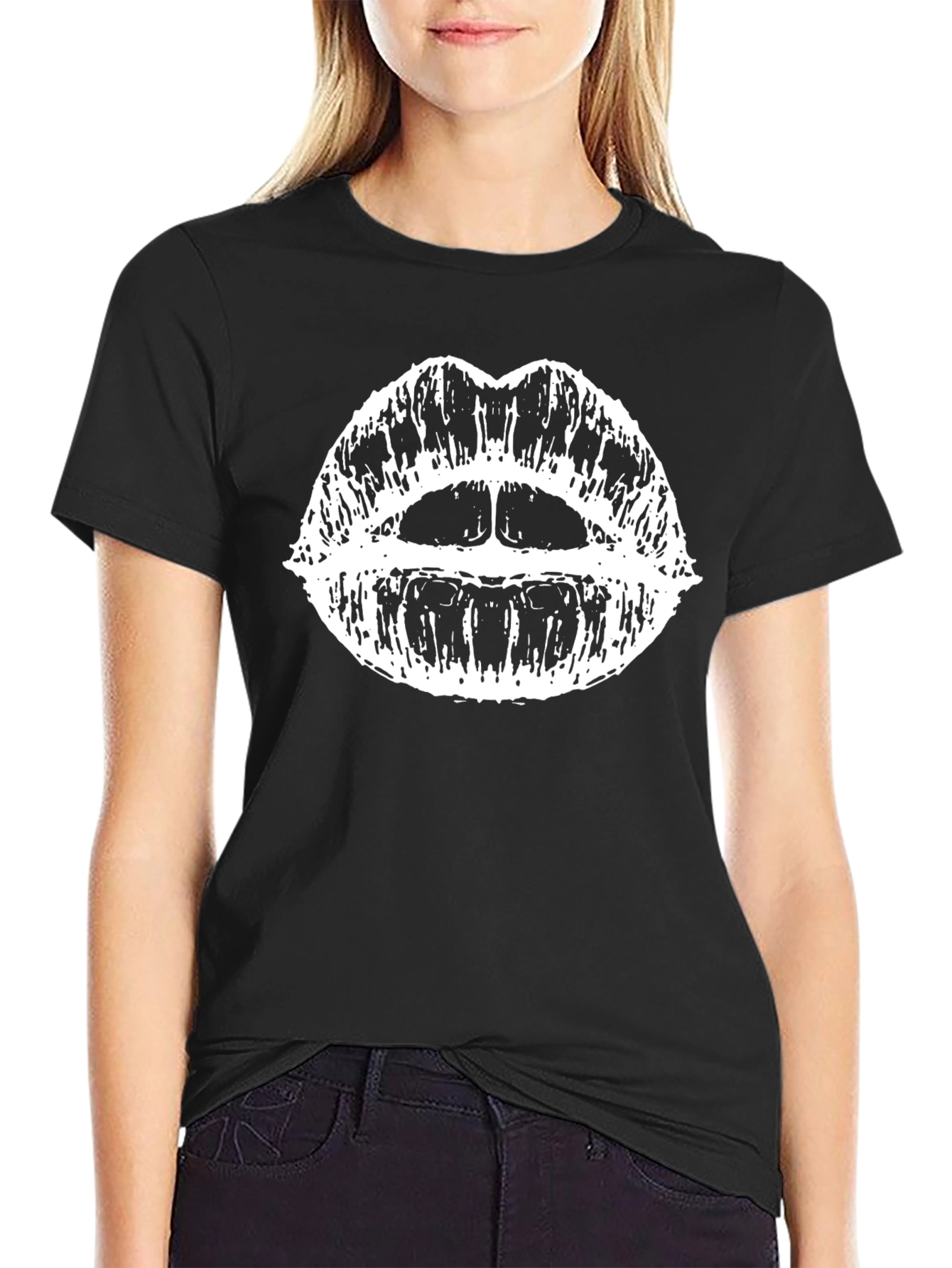 Graphic Lips Print Black Tee