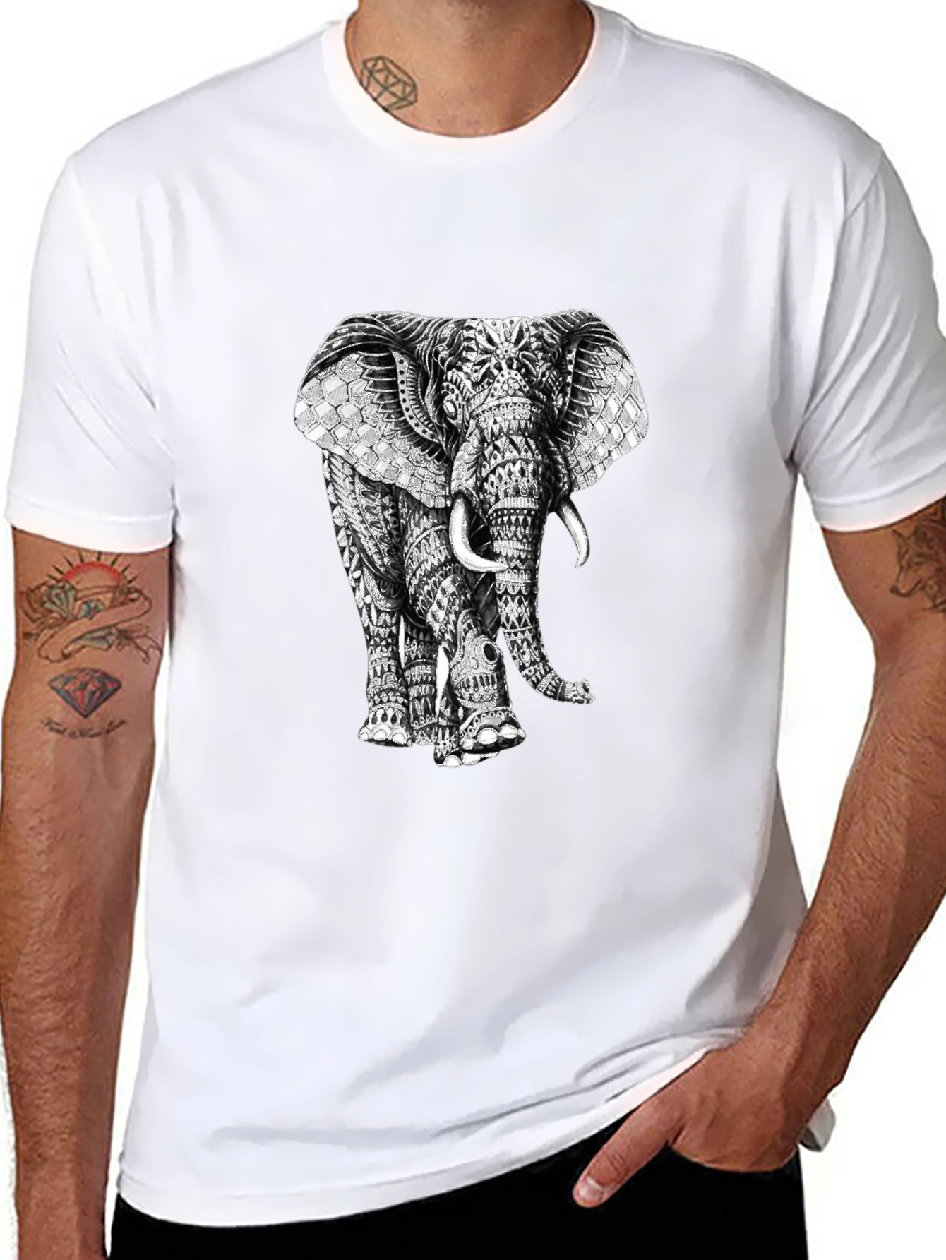 Elephant Graphic Print T-Shirt - Stylish Black Tee
