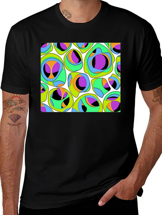 Retro Graphic Tee - Psychedelic Pattern T-Shirt