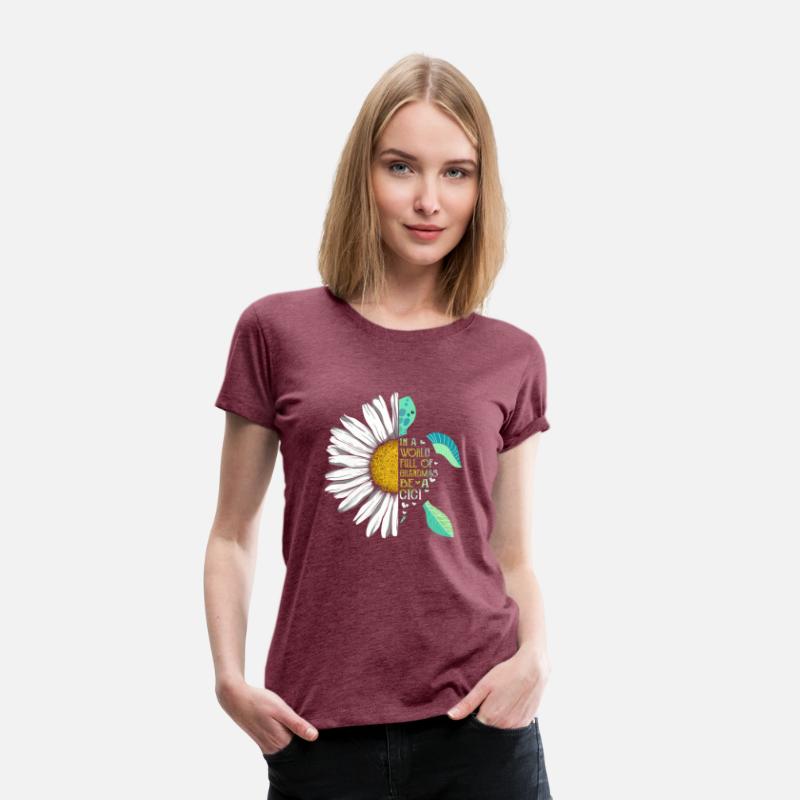 Daisy Turtle In A World Full Of Grandmas Be A Cici