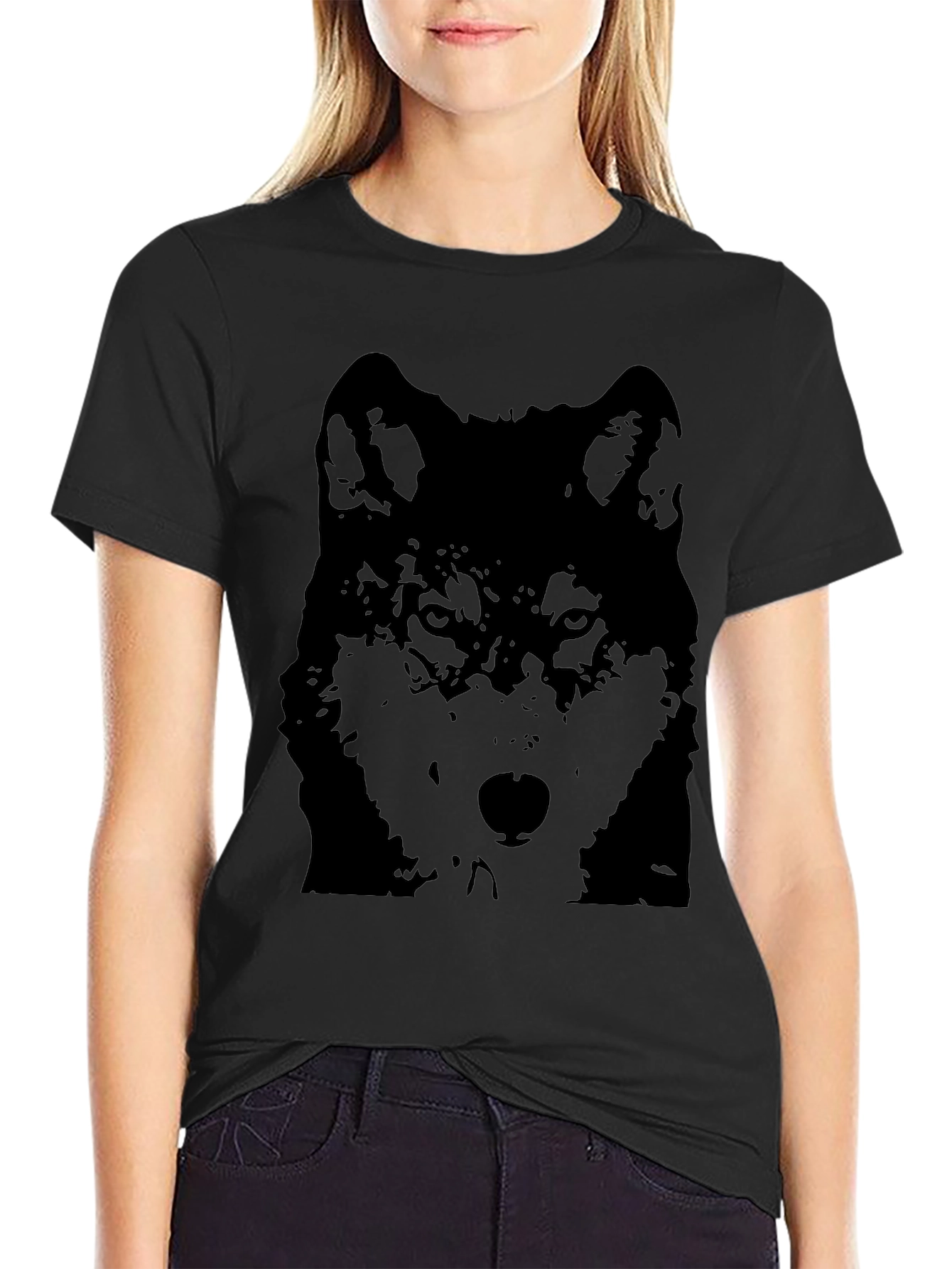 Wolf Graphic Print T-Shirt - Stylish Black Tee