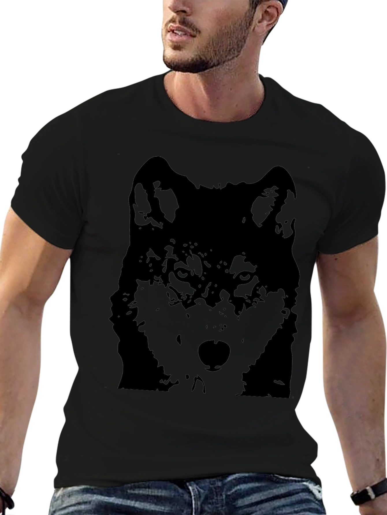 Wolf Graphic Print T-Shirt - Stylish Black Tee
