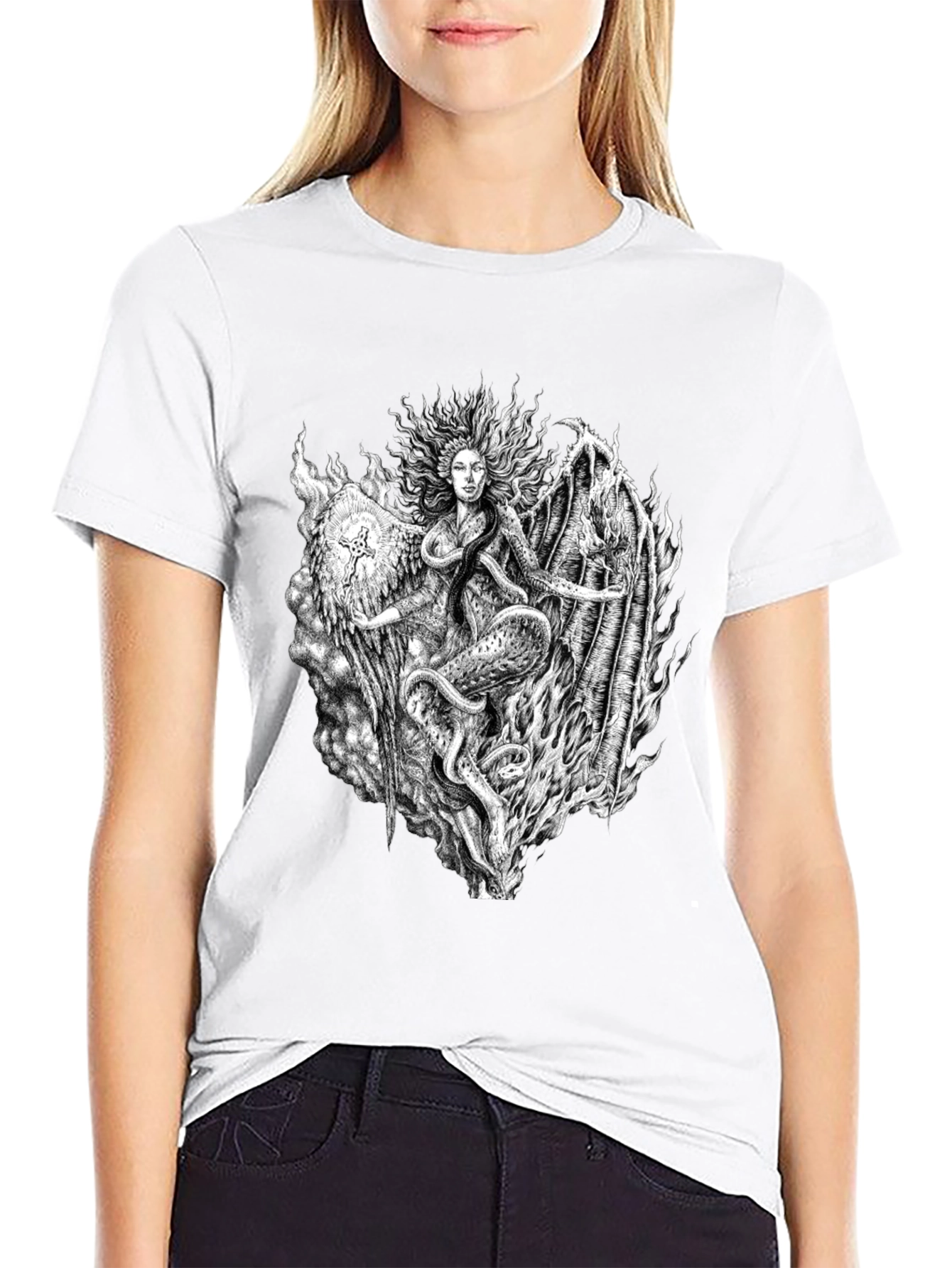 Serpent Queen Graphic Tee - Black