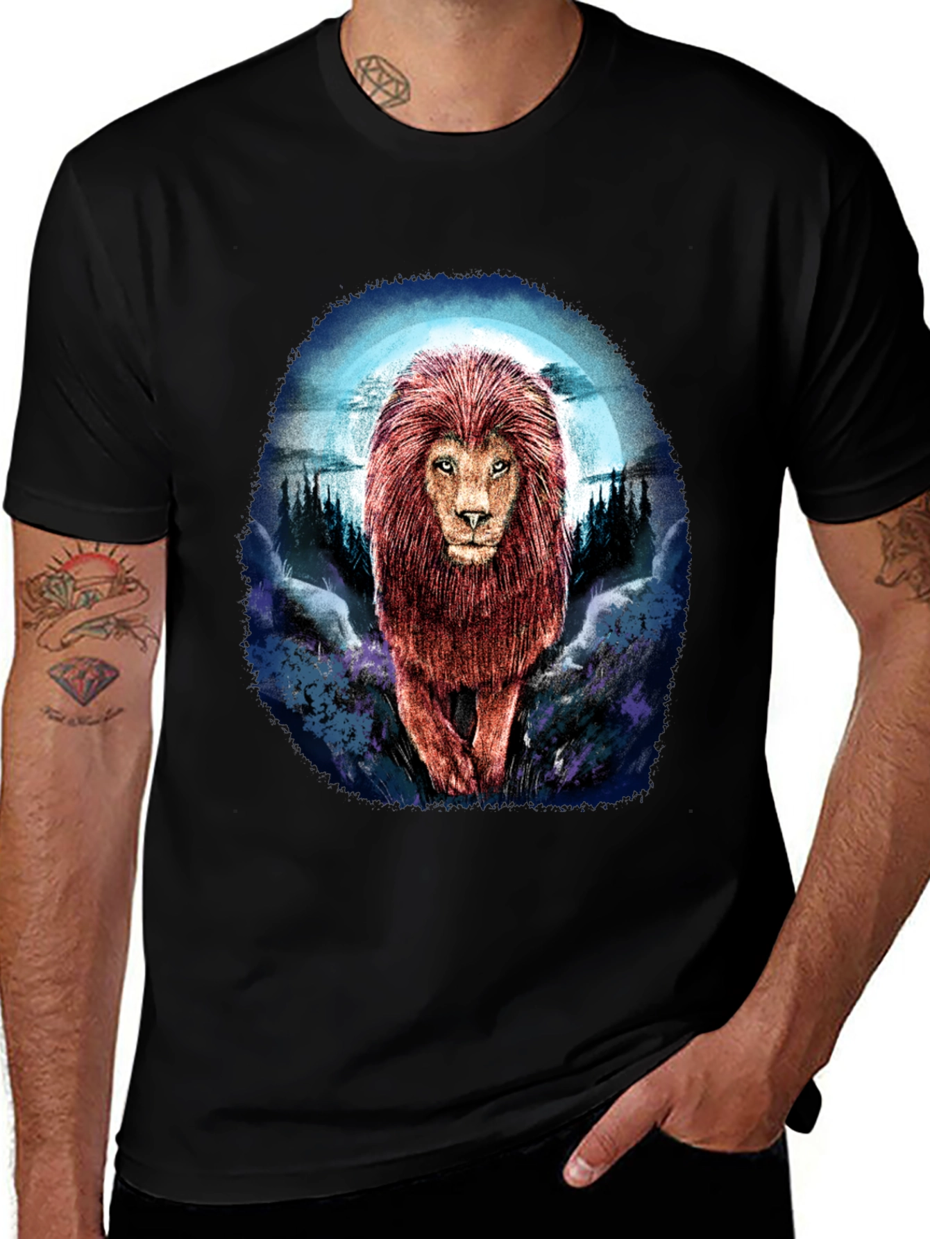 Lion Graphic Tee - Bold Animal Print T-Shirt