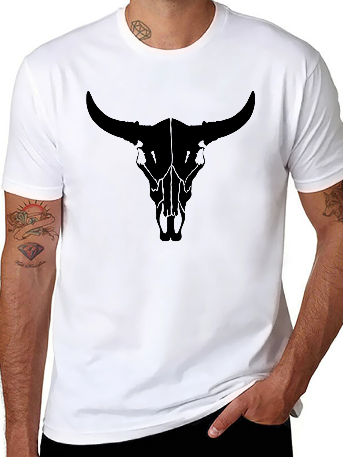 Black Bull Skull Graphic Tee - Modern Style
