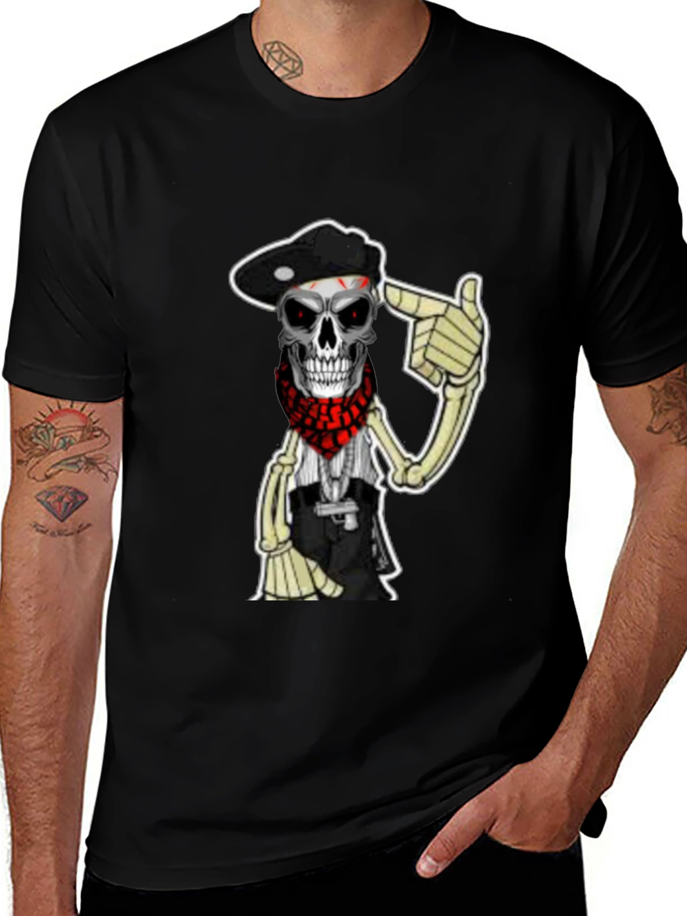 Skull Bandit Graphic T-Shirt - Classic Black Tee